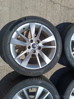 Octavia III - alu 7x17 et49 + letní pneu 225/45/17 - 6