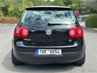 Volkswagen Golf V 1.6 75kw - 6