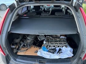 Kia Ceed dveře blatník pravý volant loketní opěrka 2011 DÍLY - 6