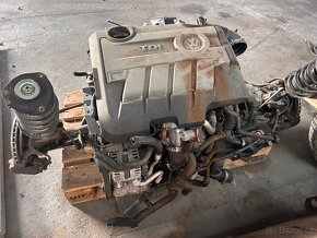 Volkswagen Passat motor+převodovka - 6