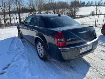 // CHRYSLER 300C SEDAN 3.0 CRD 2007 // DÍLY - 6