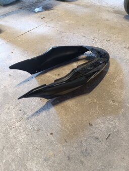Sedlo a plast/křídlo Honda CBR 600F - 6