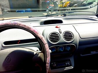 Renault Twingo 1.1i 43 kW rv 2005 - 6