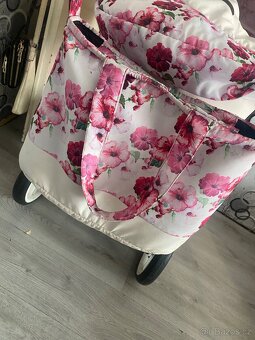 Prodám krásný kočárek babylux - 6
