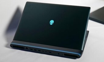 RTX 5080 16GB_ALIENWARE 16 AREA-51_240HZ_U9-275HX_32GB_240HZ - 6