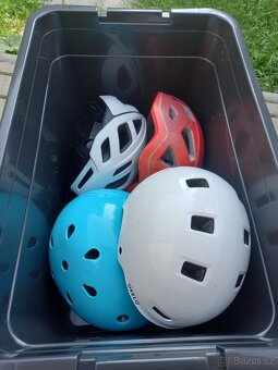 Regálový systém s úložnými boxy - 6