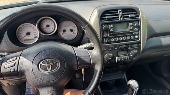 Toyota Rav4 - 6