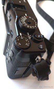 Fujifilm FinePix X PRO-1 + příslušenství - 6