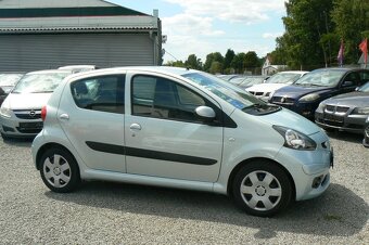 Toyota Aygo 1.0 - 2006 - 112618 km - 6