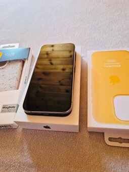 Apple iPhone 15 Pro v Záruce - 6