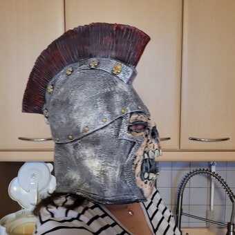 Masky různé druhy a paruky  Mikuláš se blíží maska čerta - 6