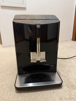 Kávovar Siemens EQ300 - 6