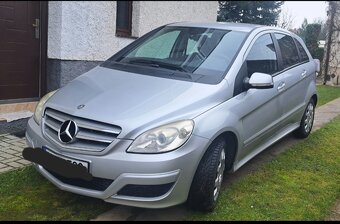 Mercedes-Benz B - 6