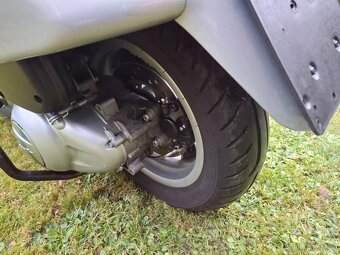 Vespa GTS 300 Touring - 6