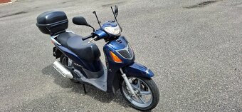 HONDA  SH 150  (2003) - 6