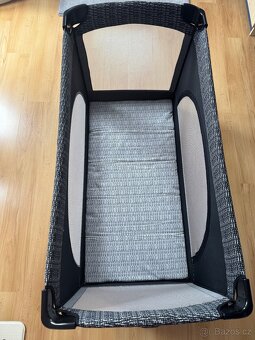 Cestovní postýlka Joie včetně matrace zdarma - 6