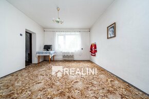 Prodej prostorného rodinného domu o velikosti 200m2 v Kojkov - 6