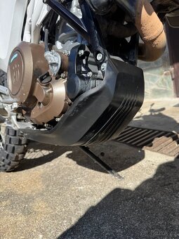Husqvarna 701 Enduro - 6