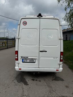 Mercedes 310D - 17+1 míst - 6