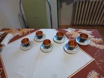 Šest šálků s podšálky - 6