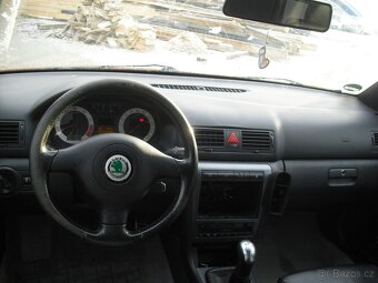 Skoda Octavia RS1 Kombi - 6