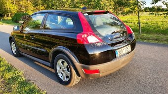 Prodám VOLVO C30 1.596 ccm benzin - 6