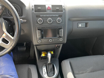VW Touran 2.0 TDI 103 kw, r. 2014 - 6