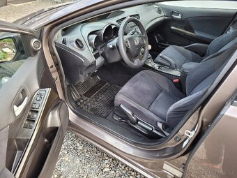 Honda Civic IX 1.8i VTEC - 6