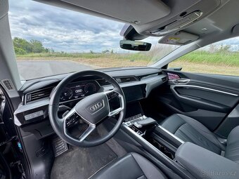 Audi E-Tron - 6