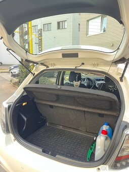 Toyota Yaris 1.5 Hybrid 2013 - 6