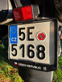 Suzuki DL 1000 V-Strom 2002 72Kw - 6