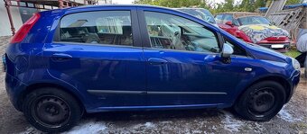 Rozprodám na ND Fiat Grande Punto 1.3 66kw - 6