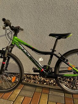 Rock Machine Surge 24” - 6