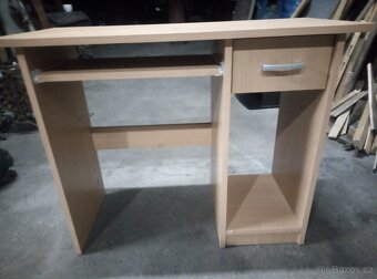 počítačový stůl - 6