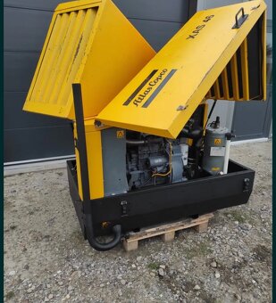 Šroubový kompresor Atlas Copco xas 46 s motorem Deutz, rok v - 6