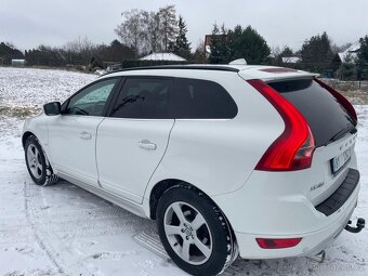 Volvo XC60 2.4 D5 151 kW • AWD 4×4 • R-Design • Manuál • - 6