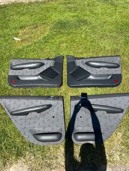 Interier skoda fabia 1 - 6