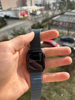 Apple Watch 8 45mm GPS - 6