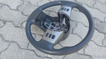 Nissan Pathfinder R51 –  Volant - 6