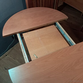 Jidelni stul - rozkladaci - 6