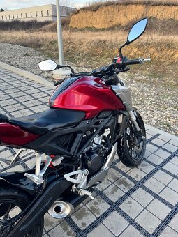 Honda cb125r 2022 - 6