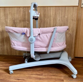Kolébka, postýlka a židlička v jednom Baby Chicco Hug - 6