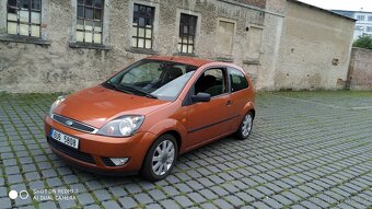 Ford Fiesta GHIA - 6