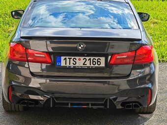 vylepšené koncovky výfuků na BMW 5 - G30/G31 od 2017— - 6
