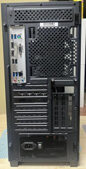 AMD Ryzen 5 5600X, 16GB RAM, RX 5700 XT 8 GB, 1 TB M.2 - 6