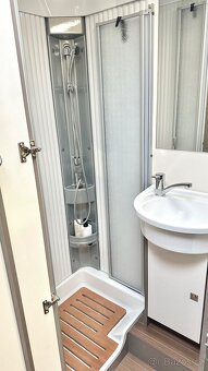 Pronájem - Obytný vůz s alkovnou - 6