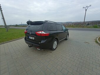 TOYOTA SIENNA XLE 3,5 V6 AWD  2015 NOVÝ MODEL 7 míst LPG - 6