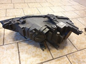 Přední světla Audi A4 B8 - 6