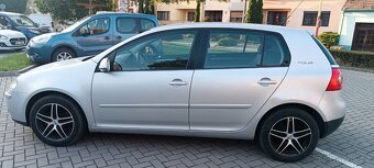 VW Golf 5 1,6-75kw-benzín-bez koroze - 6