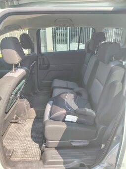 Mazda 5 - 6